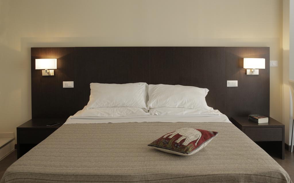 Le Stanze Sul Corso Bed and Breakfast Πεσκάρα Εξωτερικό φωτογραφία
