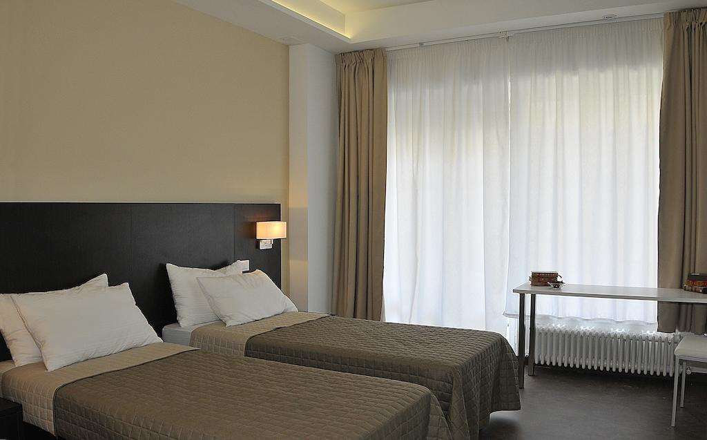 Le Stanze Sul Corso Bed and Breakfast Πεσκάρα Δωμάτιο φωτογραφία